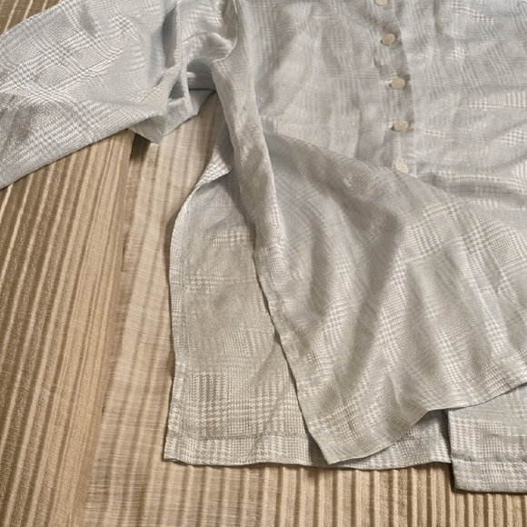 Oscar de la Renta Light Gray Pajama Top - Picture 11 of 16